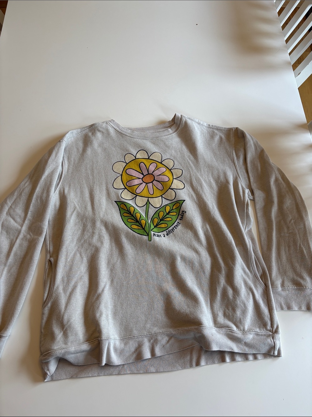 Natural Life Women’s Beige Long-Sleeve light sweatshirt w/ Floral Graphic Size S